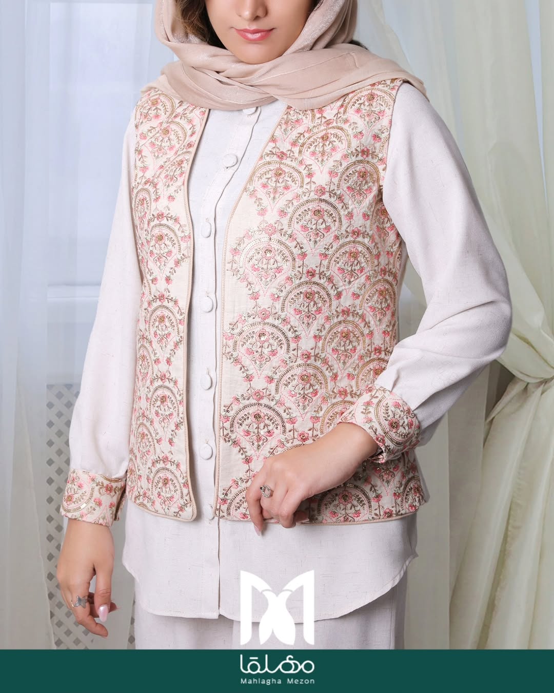 وست و شومیز لینن مه‌لقا